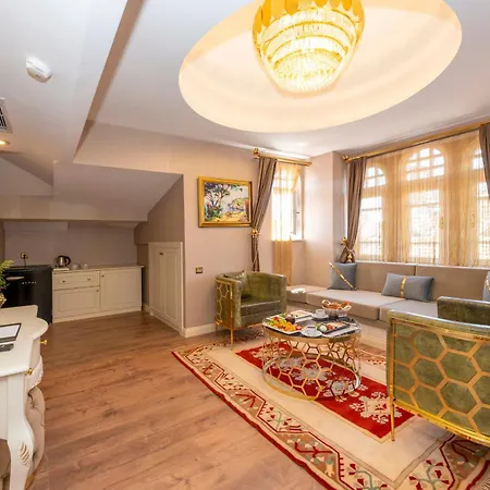 Moonlight Elegance Boutique Стамбул