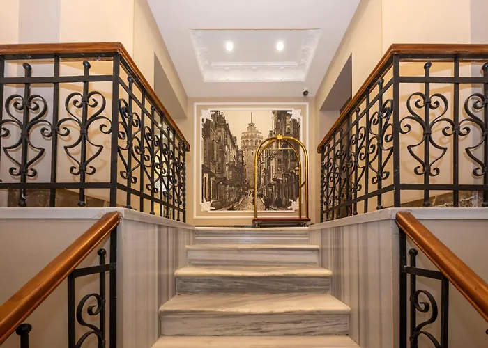 Otel Moonlight Elegance Boutique 4*