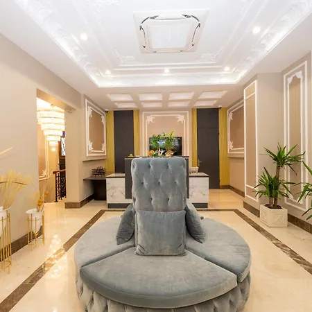 Moonlight Elegance Boutique