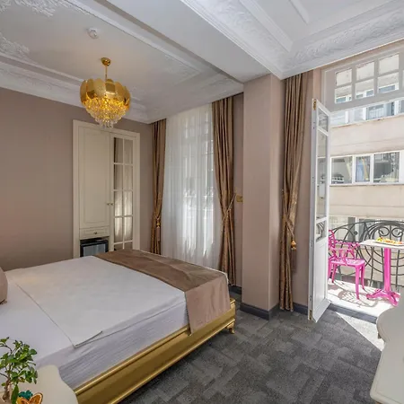 Hotel Moonlight Elegance Boutique 4*