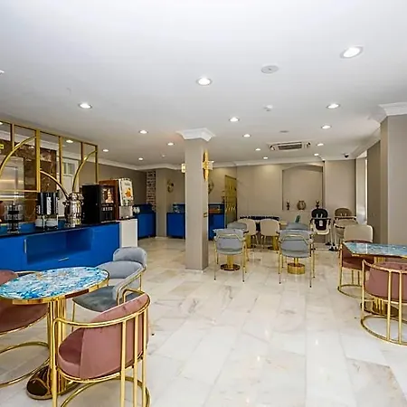 Moonlight Elegance Boutique Szálloda 4*