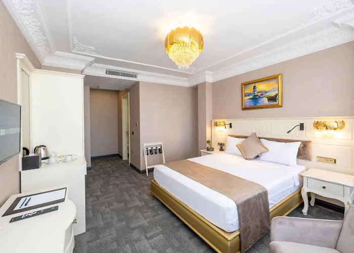 Moonlight Elegance Boutique