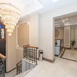 Moonlight Elegance Boutique Hotel 4*