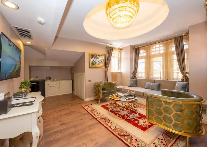 Moonlight Elegance Boutique Istanboel