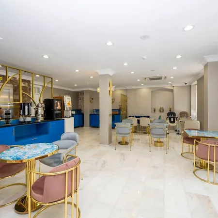 Moonlight Elegance Boutique 이스탄불